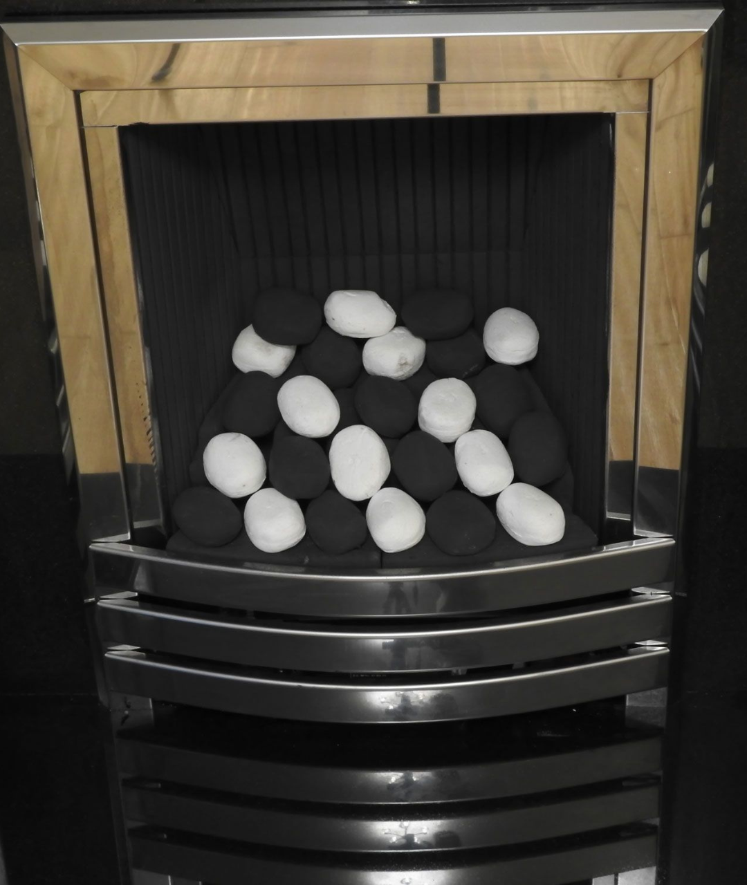 Black White Pebbles (10 / 15 / 20 / 30 Pack)