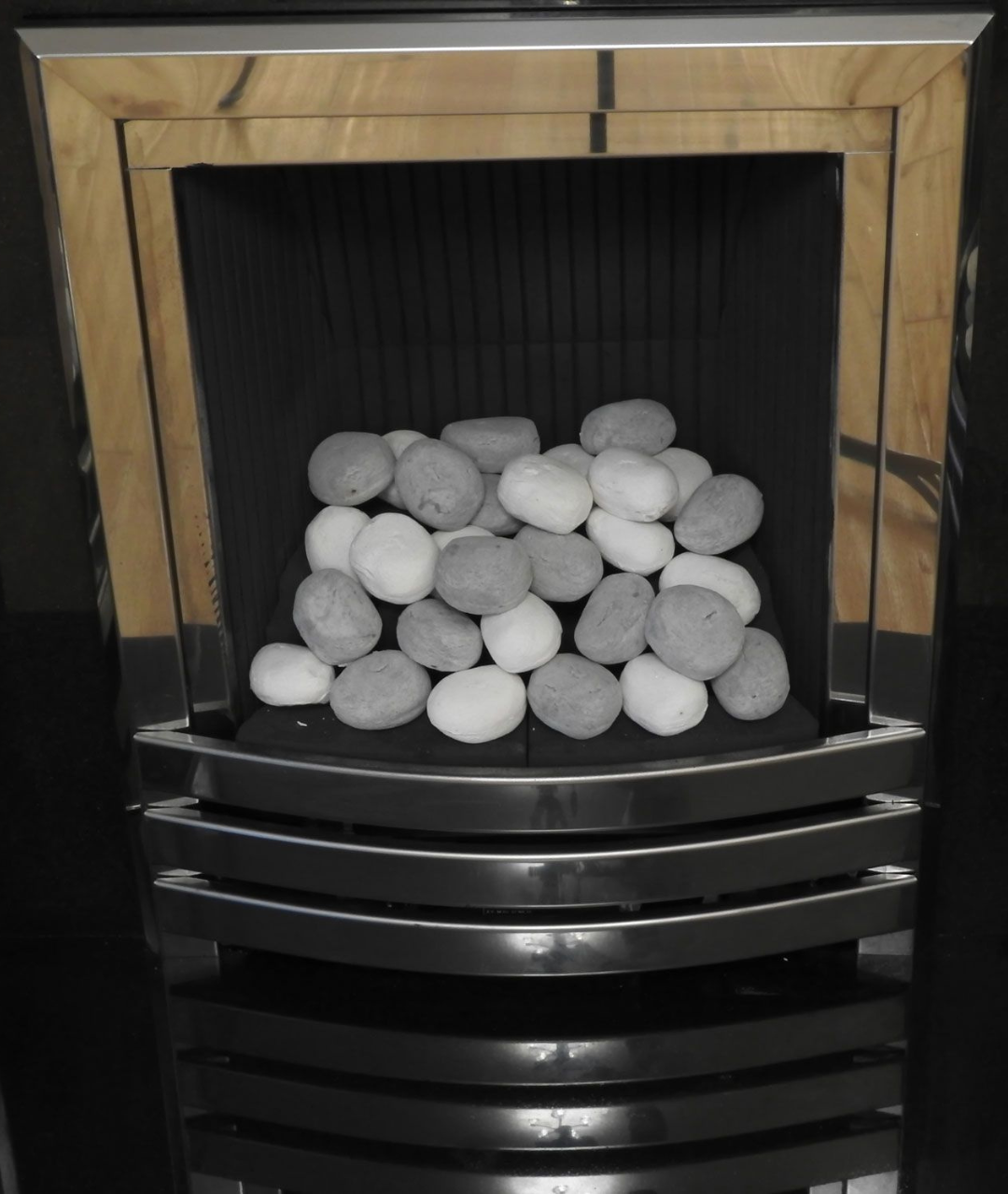 Grey White Pebbles (10 / 15 / 20 / 30 Pack)
