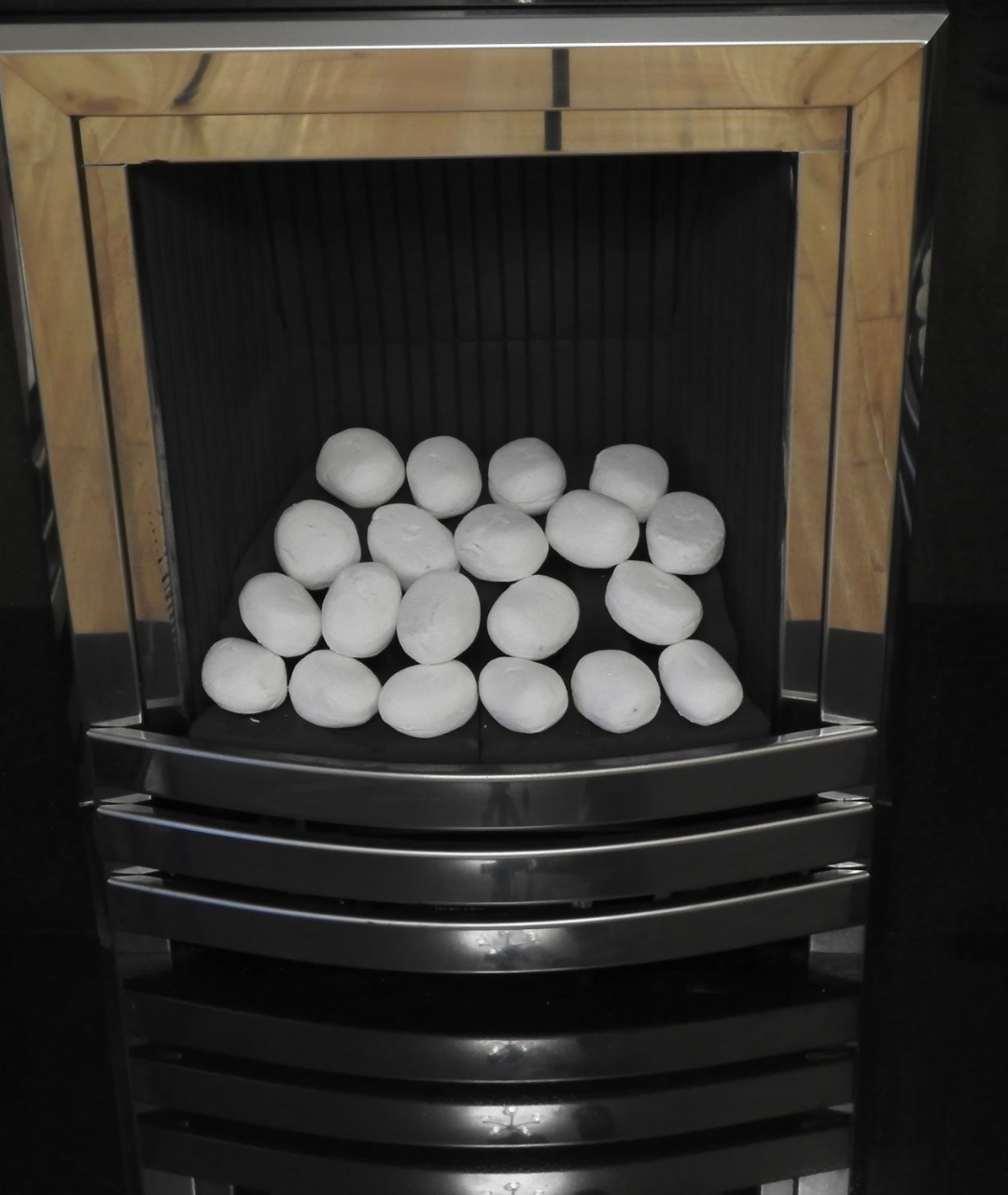 Large White Pebbles (10 / 15 / 20 / 30 Pack)